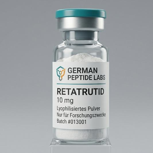 Retatrutide 10mg in Glasampulle, hergestellt von German Peptide Labs, für medizinische Anwendungen.